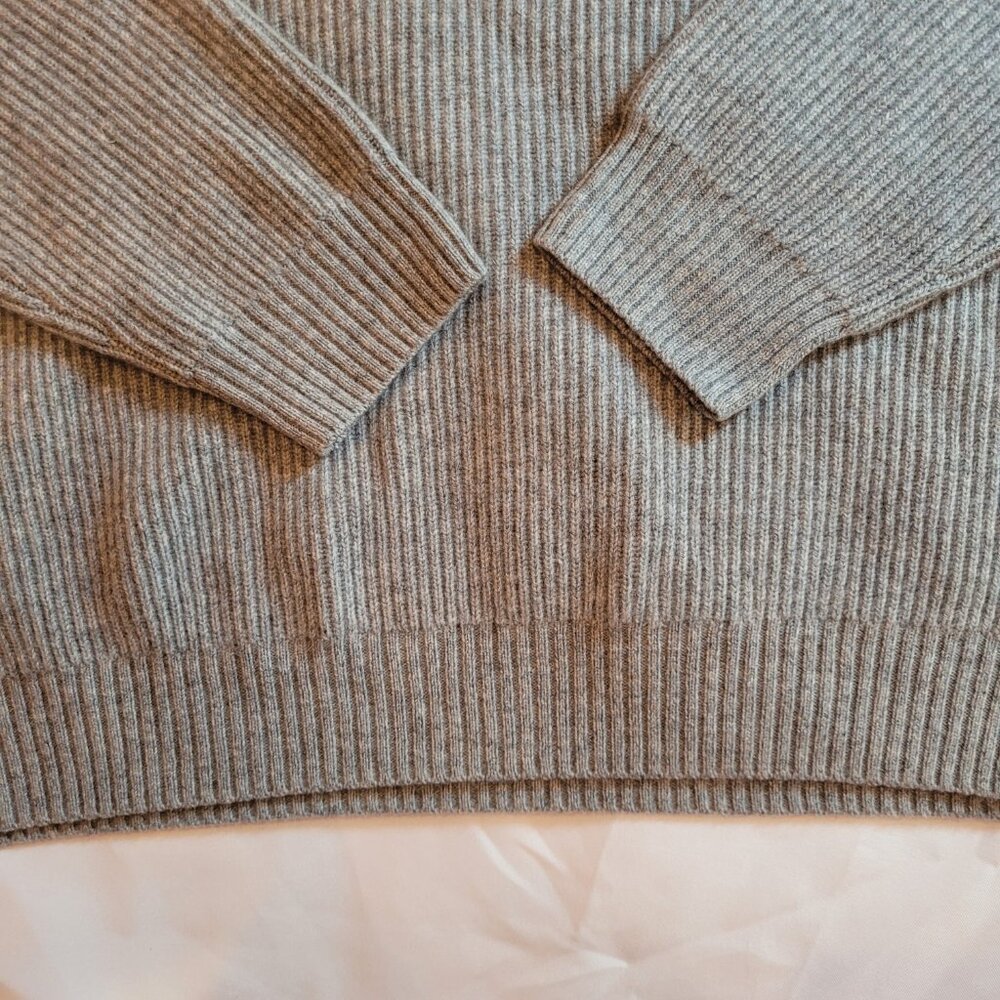 Orvis Women's 100% Cashmere Ribbed Turtleneck Sweater Light Gray XL - Picture 2 of 10